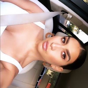 MEET YOUR POSHER ❤️